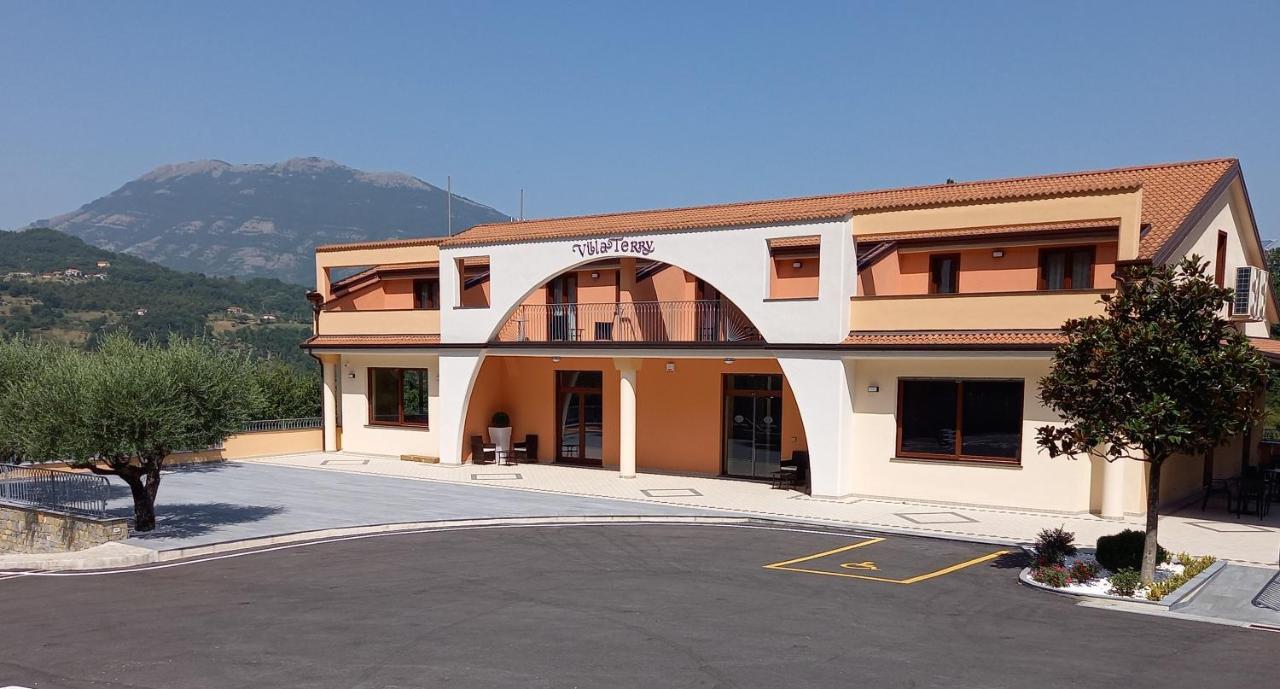 Hotel Ristorante Villa Terry Лаурия Инфериоре Екстериор снимка