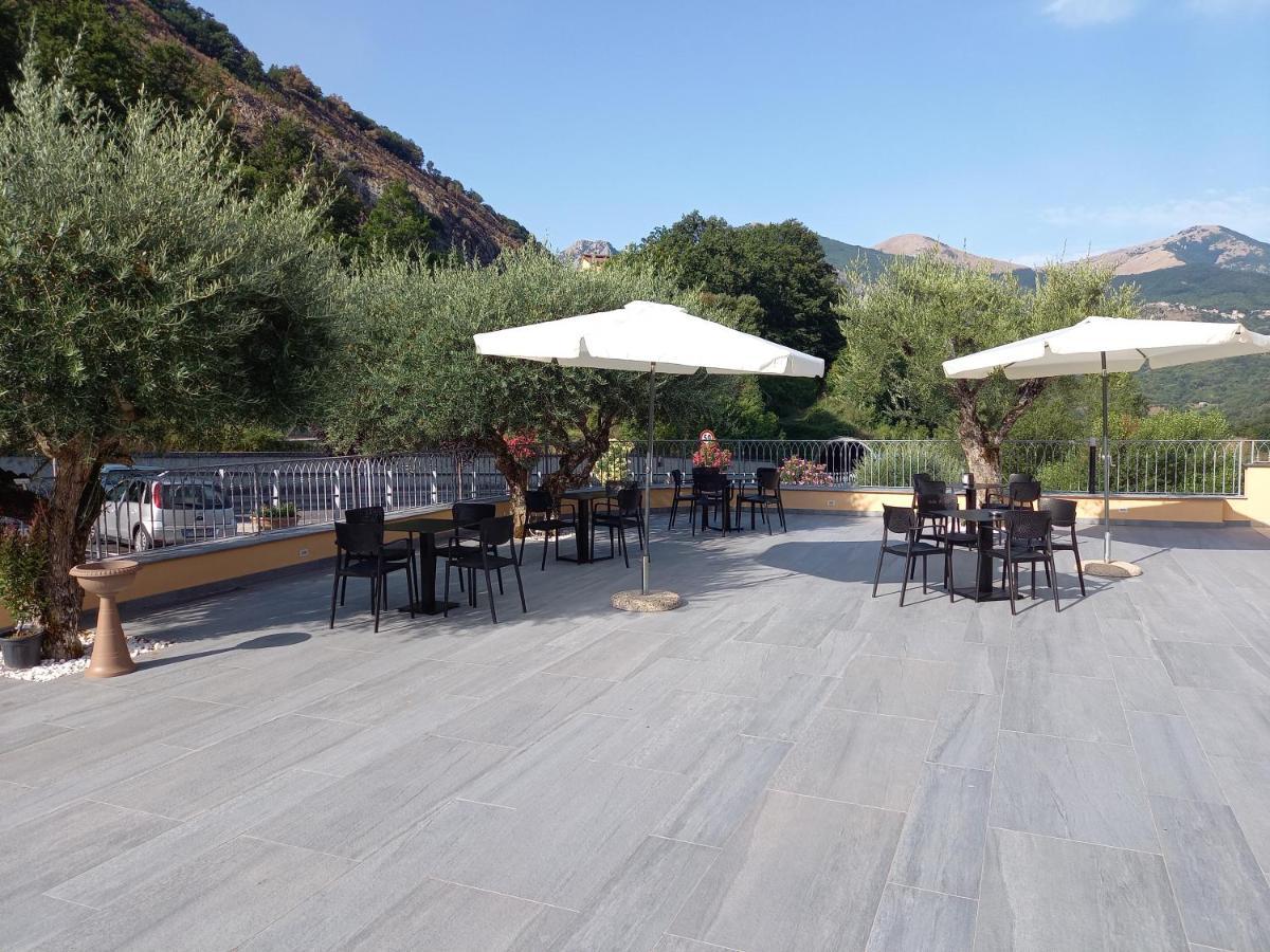 Hotel Ristorante Villa Terry Лаурия Инфериоре Екстериор снимка
