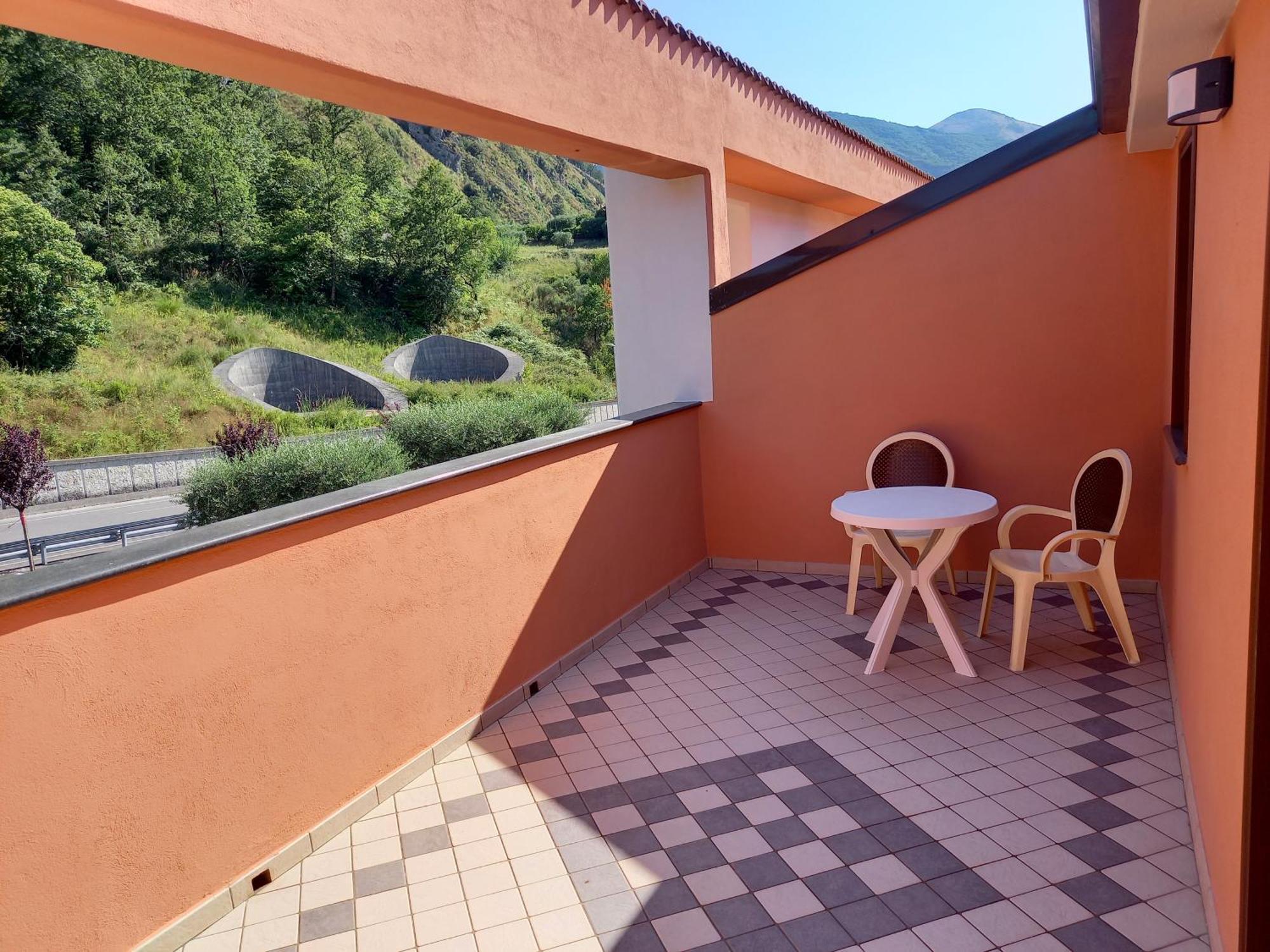 Hotel Ristorante Villa Terry Лаурия Инфериоре Стая снимка